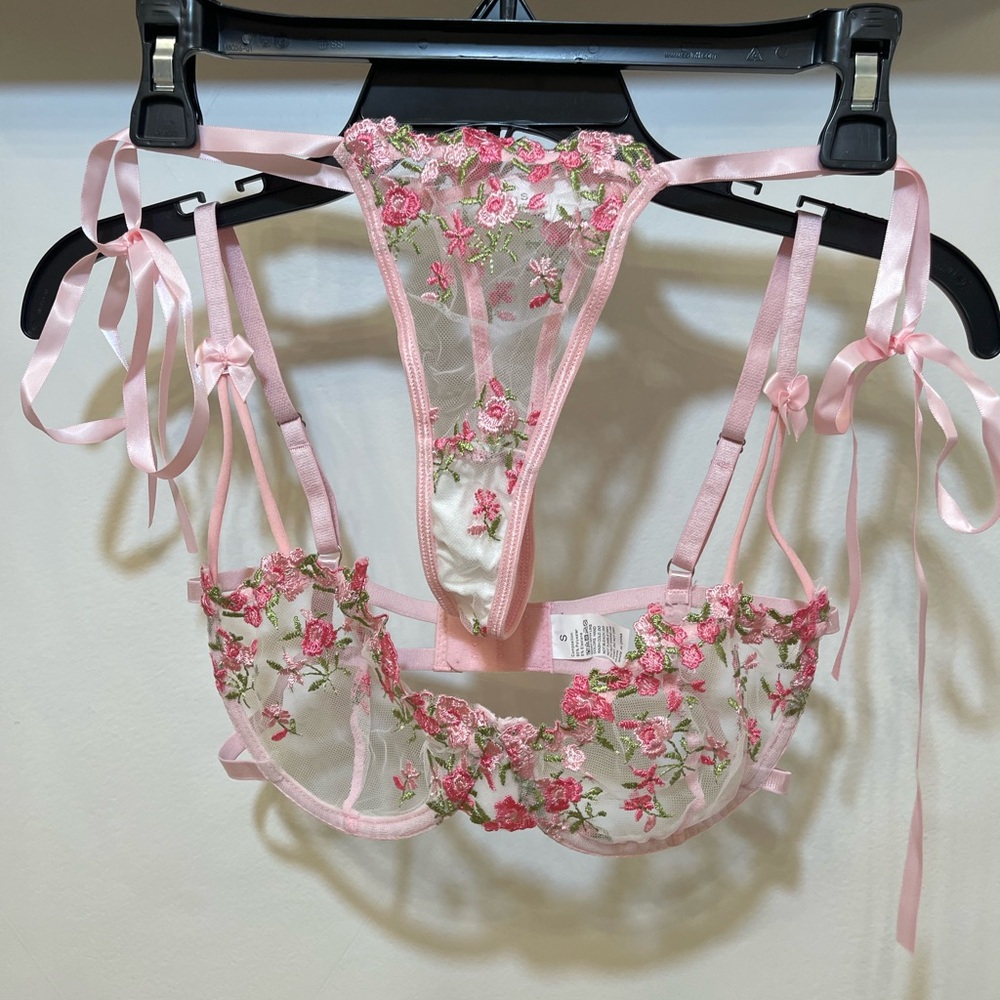 Pink flowery lingerie